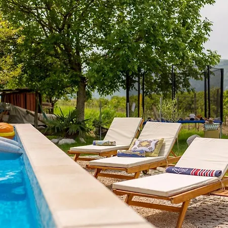 House With A Swimming Pool Opuzen, Neretva Delta - Usce Neretve - 8818 בית נופש Opuzen (Dubrovnik-Neretva)