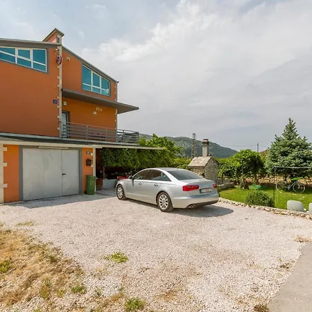 度假居 House With A Swimming Pool Opuzen, Neretva Delta - Usce Neretve - 8818 Opuzen (Dubrovnik-Neretva)