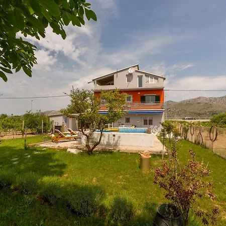 House With A Swimming Pool Opuzen, Neretva Delta - Usce Neretve - 8818 Opuzen (Dubrovnik-Neretva)