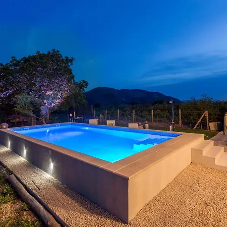 בית נופש House With A Swimming Pool Opuzen, Neretva Delta - Usce Neretve - 8818 Opuzen (Dubrovnik-Neretva)