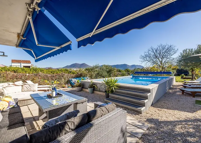 House With A Swimming Pool Opuzen, Neretva Delta - Usce Neretve - 8818 *