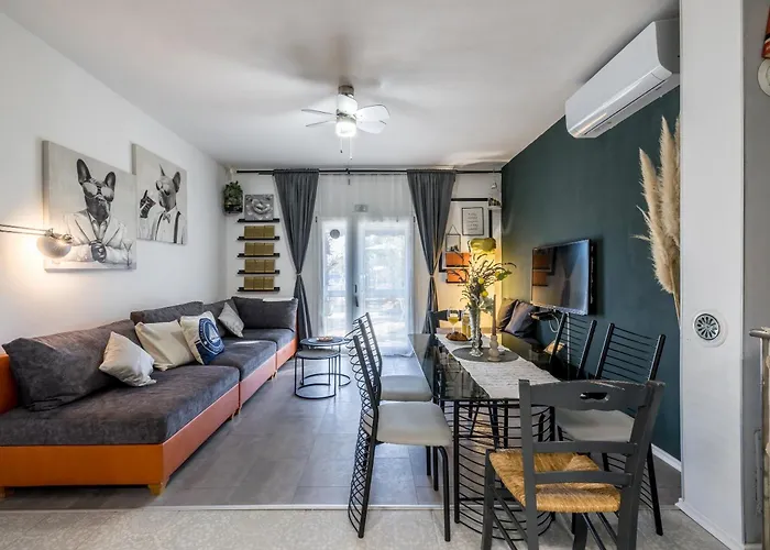 House With A Swimming Pool Opuzen, Neretva Delta - Usce Neretve - 8818 Vakantiehuis *